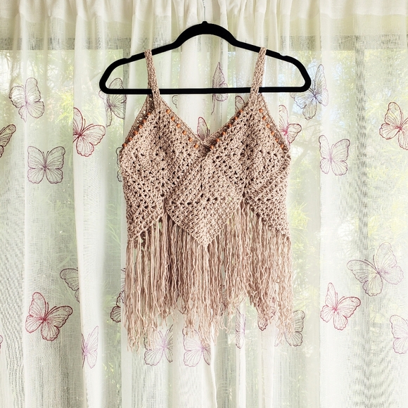 Boho fringe crop top with wood bead detailing in sz Sm by Caterina and Carlo - Picture 2 of 4